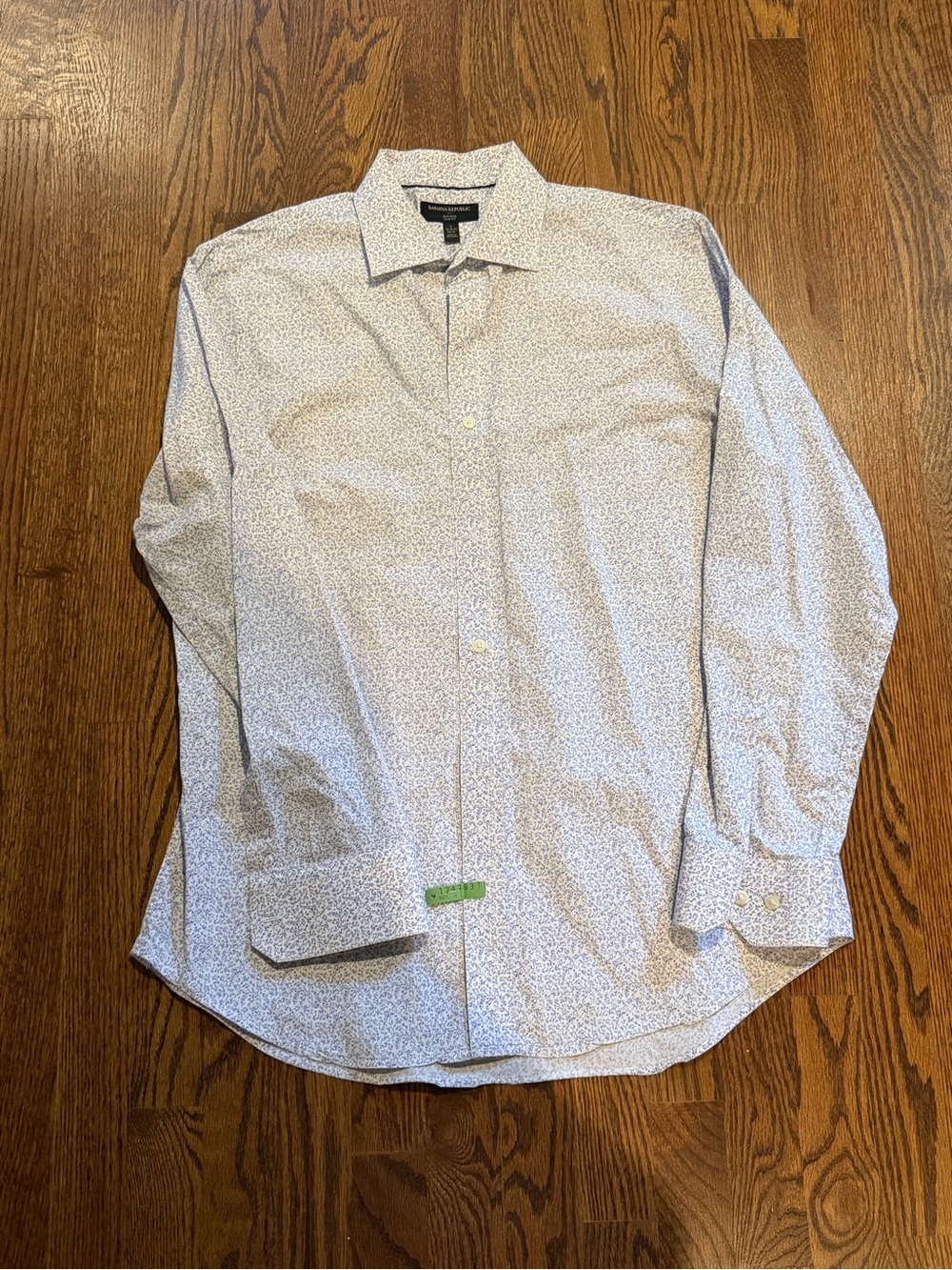 Banana Republic Men's White Shirt with Light Blue Micro-Print